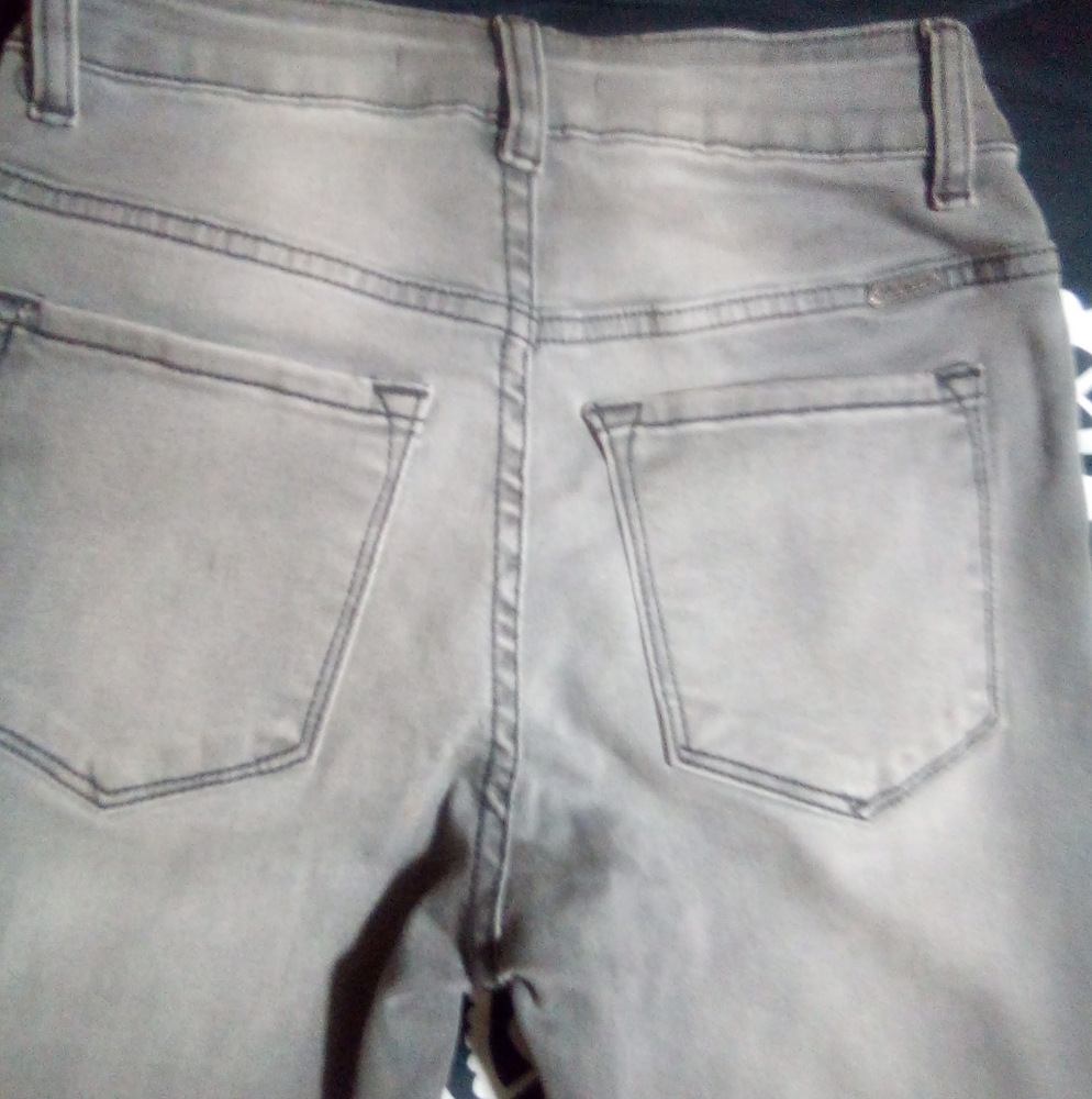 KanCan skinny jeans size 24